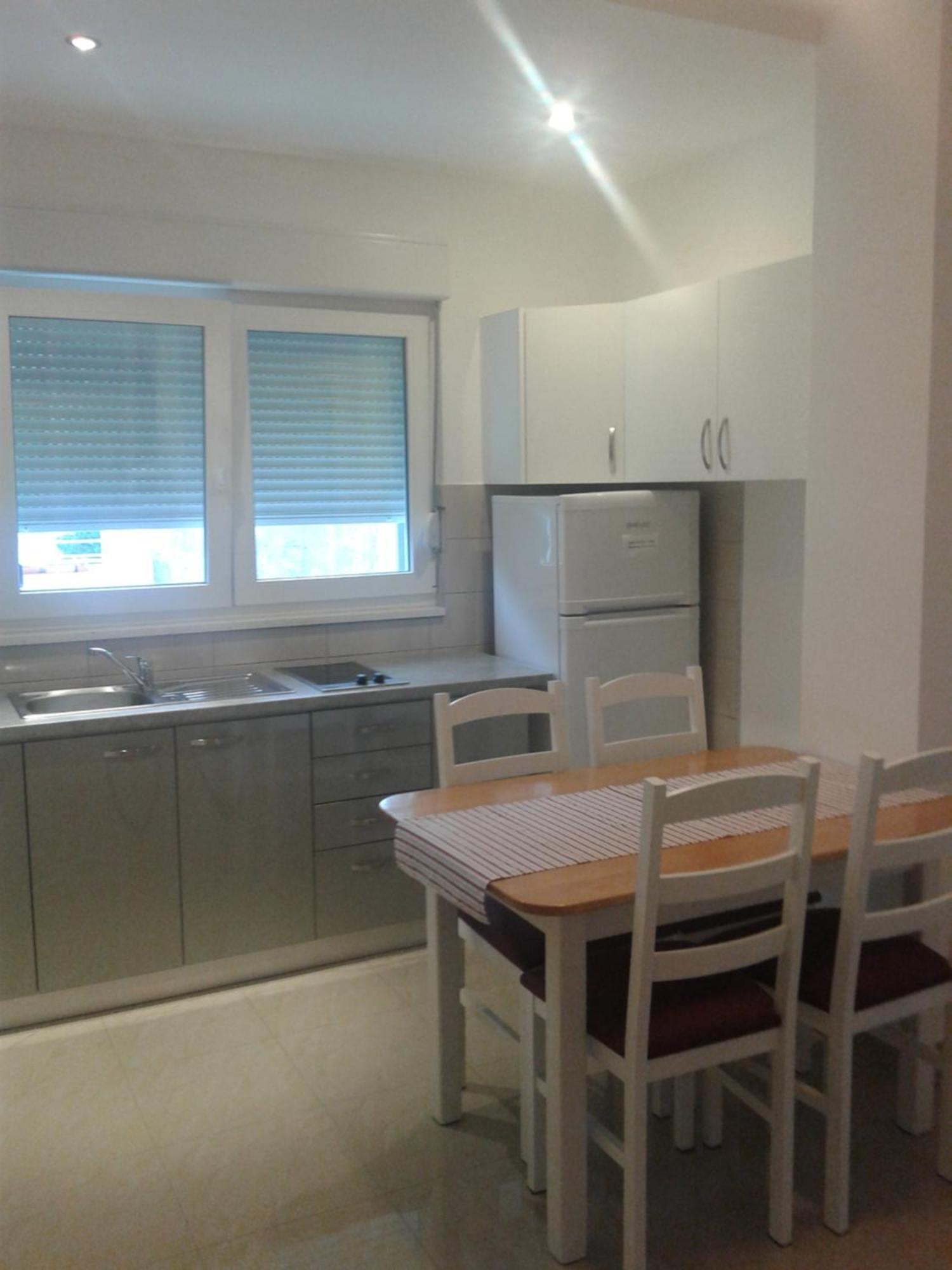 Apartments Jure Miljak Podstrana Luaran gambar