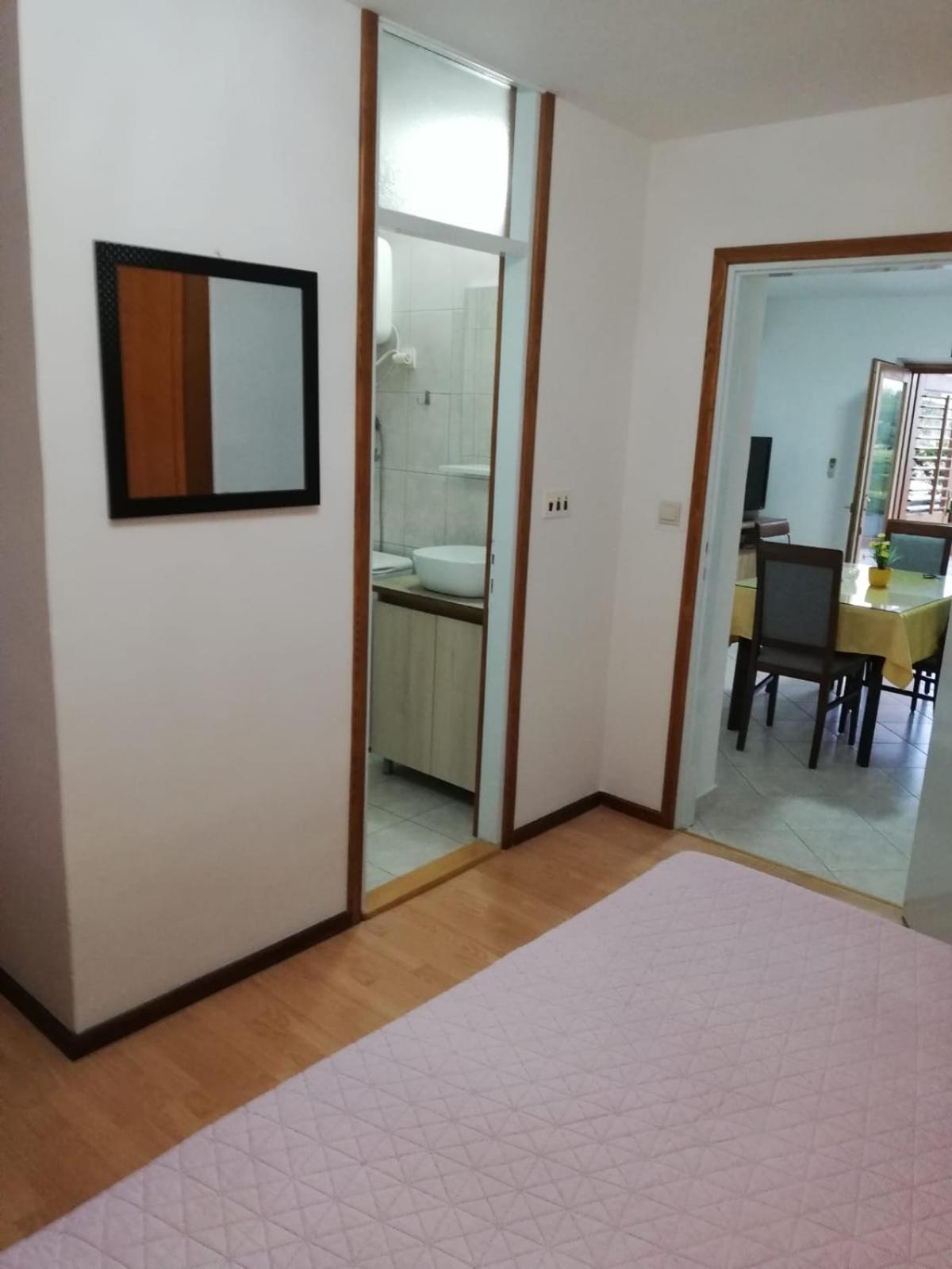 Apartments Jure Miljak Podstrana Luaran gambar