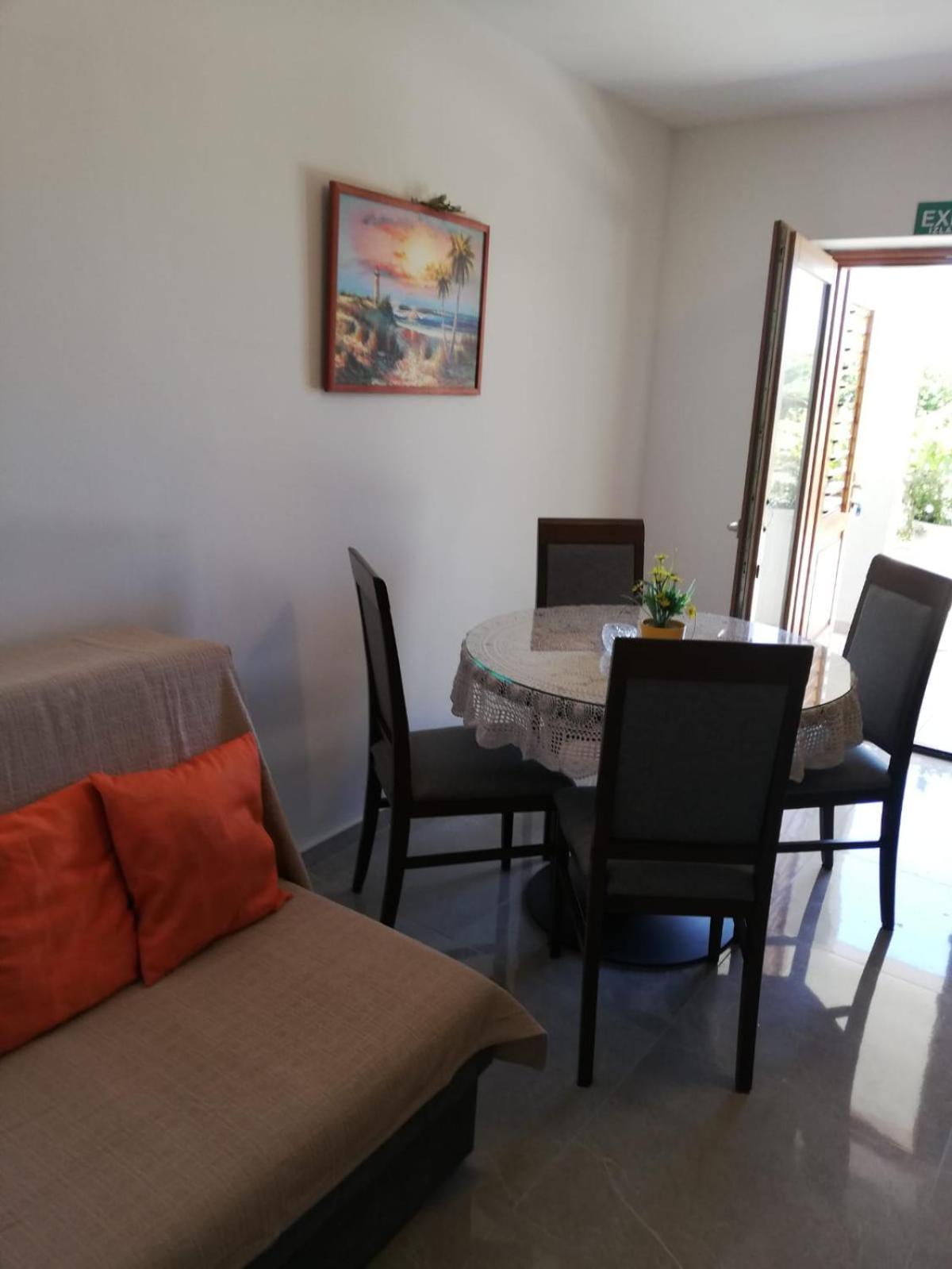 Apartments Jure Miljak Podstrana Luaran gambar